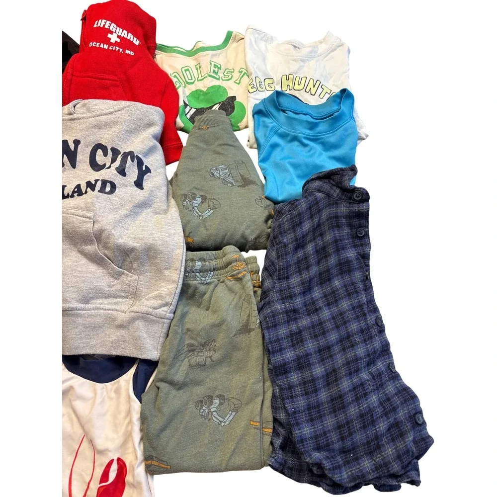 Boys Size 3T Clothing Lot Hoodies Joggers Graphic Tees and more 13pc Bundle